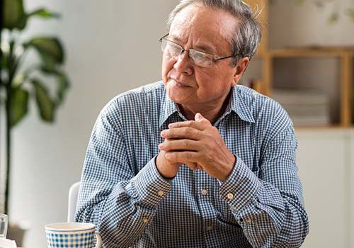 Sống Cùng Bệnh Viêm Khớp: Thông Tin Sức Khỏe Cơ Bản cho Quý Vị và Gia Đình