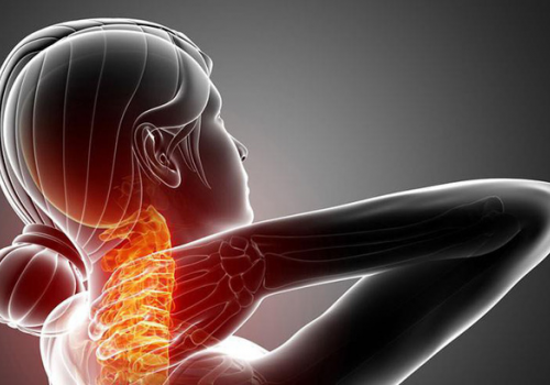 Vì sao đau vai gáy  vào mùa lạnh